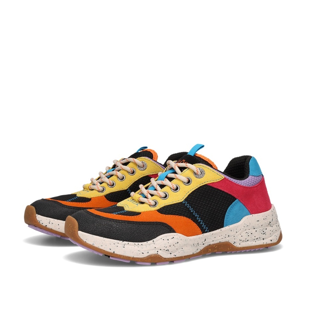 Taos Advance Sneakers